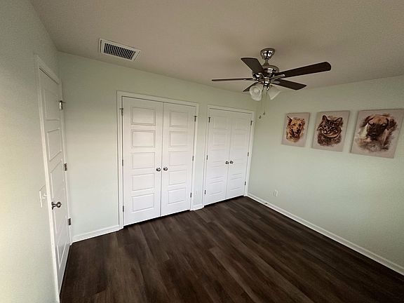 3rd image of 60 Gracyn Ln