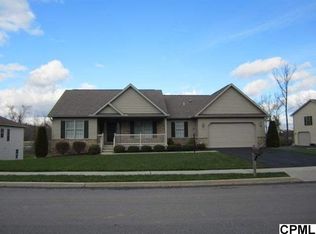 830 Evergreen Dr, Middletown, PA 17057