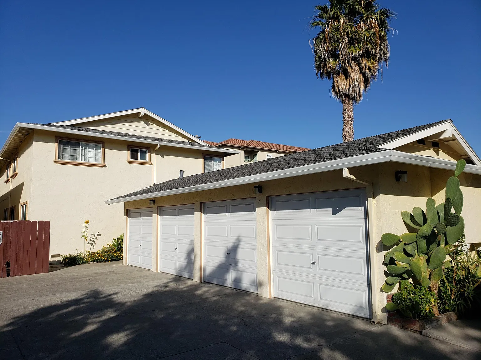 2 bed, 950 sqft, $2,800 — Photo 2