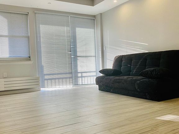 5th image of 50 Oceana Dr #5O