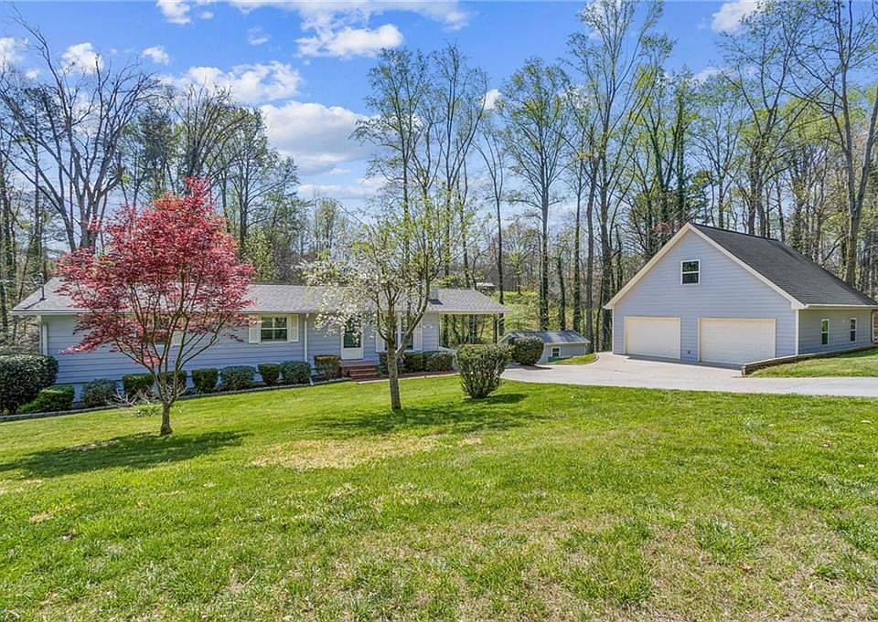 1st image of 3335 Dogwood Cir