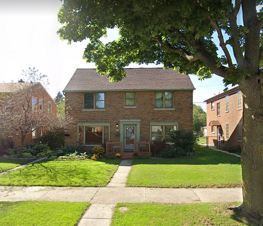 1st image of 3153 N Dousman St
