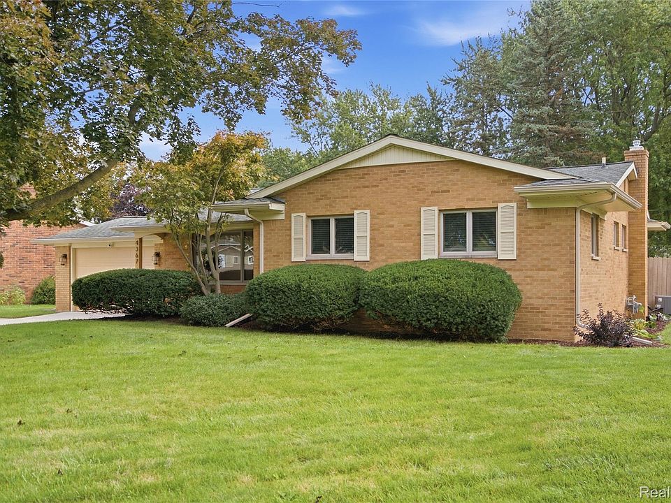 1st image of 4367 Old Colony Dr