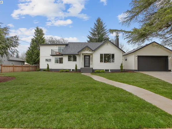 4300 SE Logus Rd, Milwaukie, OR 97222