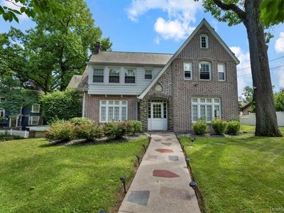 2 Rockland Avenue, Yonkers, NY, 10705