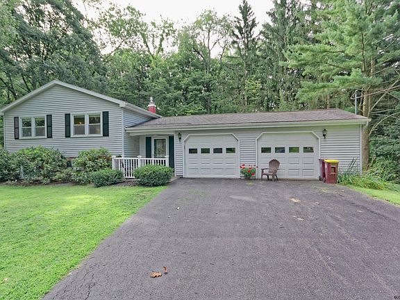 5th image of 4 Devon Ct