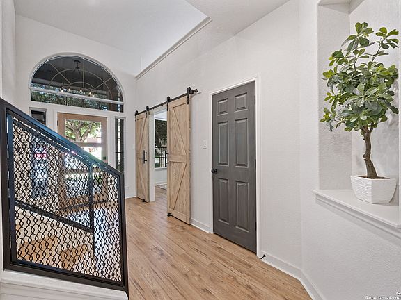 5th image of 5818 Grayson Cove
