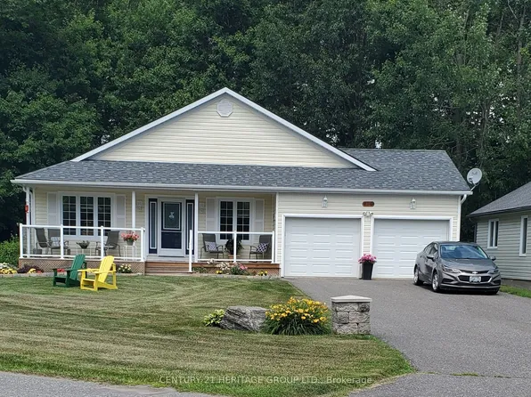 130 Hedgewood Ln, Gravenhurst, ON P1P 1Z4