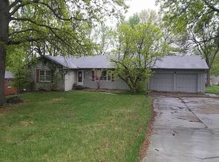1503 E Mechanic St, Harrisonville, MO 64701