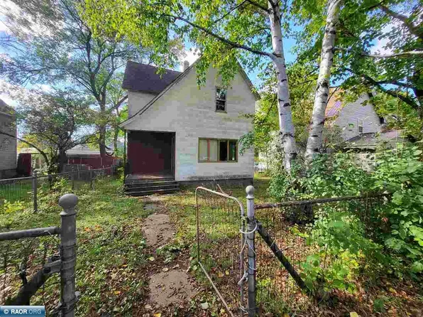 111 Carrie Ave, Eveleth, MN 55734