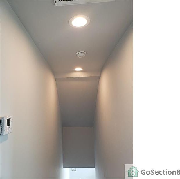 1st image of 1417 W 48th St