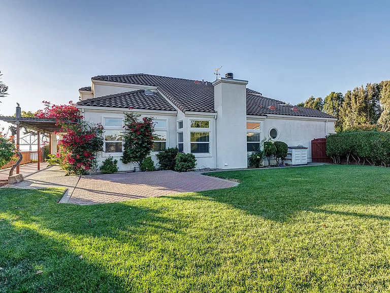 137 Camino Del Sol — Photo 41