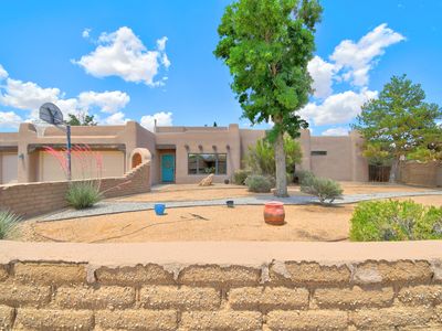 1901 Camino De Compania NW, Albuquerque, NM, 87107