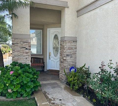 2nd image of 1009 S Brianna Way