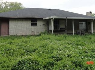 5687 Fisher St, Lafitte, LA 70067