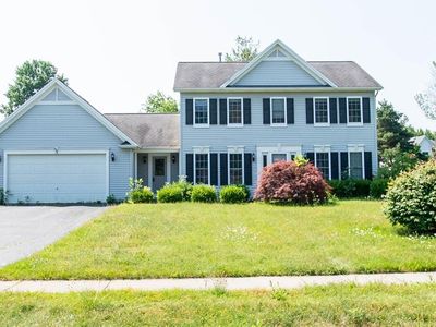 131 Ida Red Ln, Rochester, NY, 14626