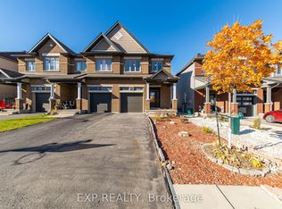 811 Loosestrife Way, Ottawa, ON K1T0L8