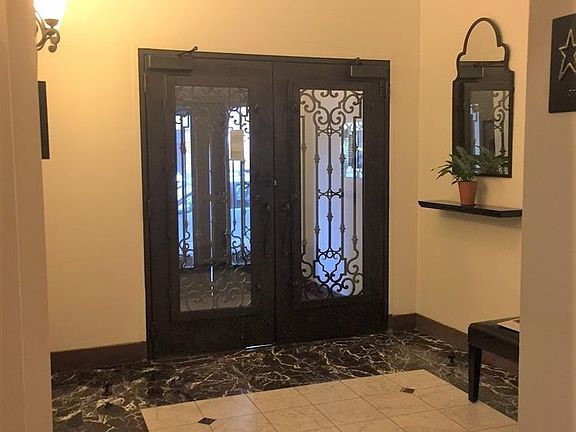5th image of 418 Columbus Ave #2A