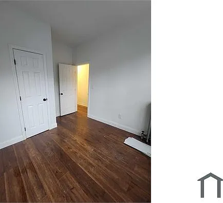 6 bed, 980 sqft, $5,105 — Photo 2