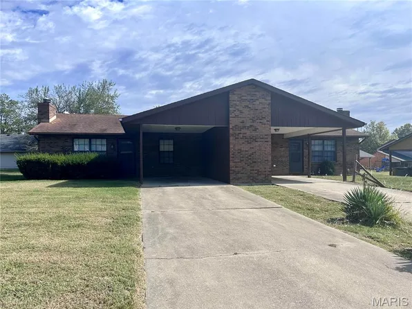 714 Oxen Dr, Belleville, IL 62221