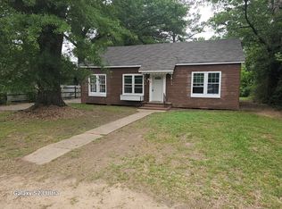 226 E California Ave, Vivian, LA 71082