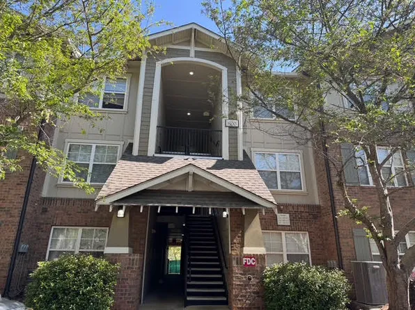 833 Old Greenville Hwy APT 833, Clemson, SC 29631