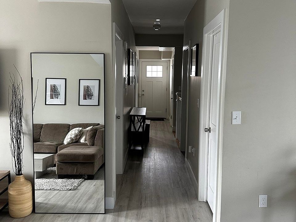 1st image of 125 Murdock St #1
