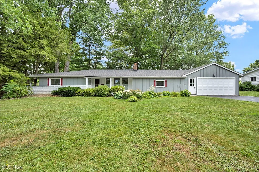 7523 Chillicothe Rd photo 1