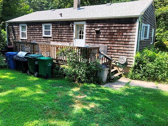 2nd image of 430 Pond St