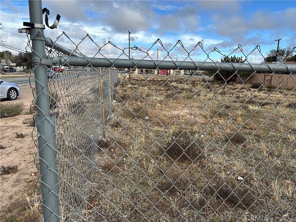 2nd image of 0 SW 3rd St Lot 9