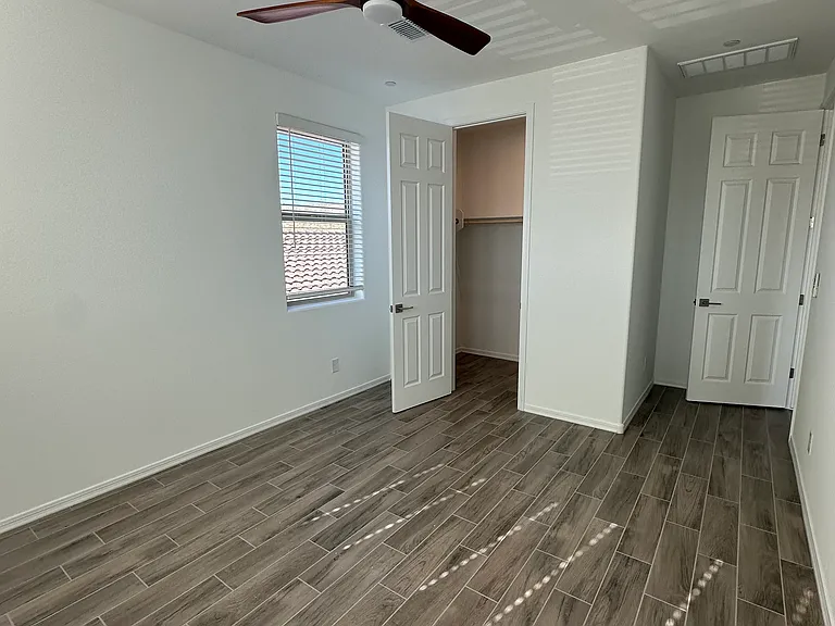 13426 W Eagle Feather Rd — Photo 20