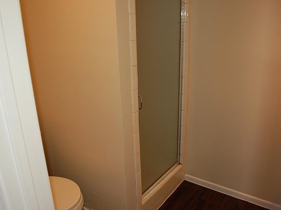 4th image of 2303 Lucas Dr APT A