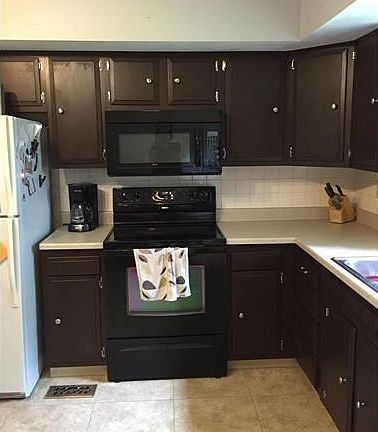 4th image of 1220 Karen Ln