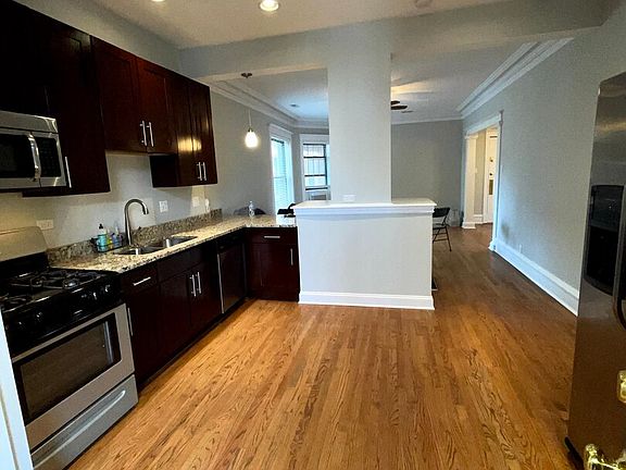 3rd image of 5520 S Cornell Ave APT 3N