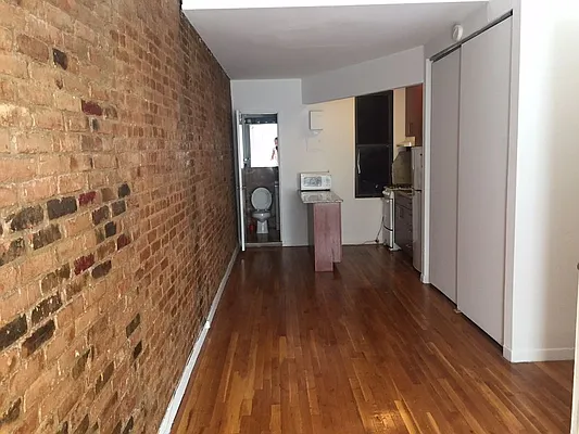 Rented by Sky Management | media 33