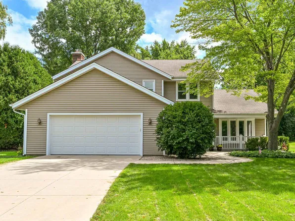 3604 West Brittany COURT, Mequon, WI 53092
