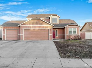 521 N Florida Dr, Moses Lake, WA