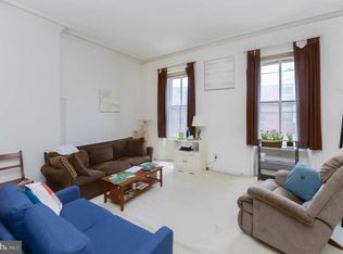 1035 Spruce St APT 301, Philadelphia, PA 19107