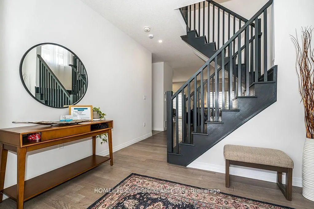 4 bed, $3,500 — Photo 2