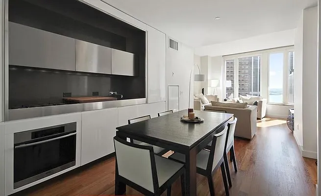 Rented by Compass | media 35