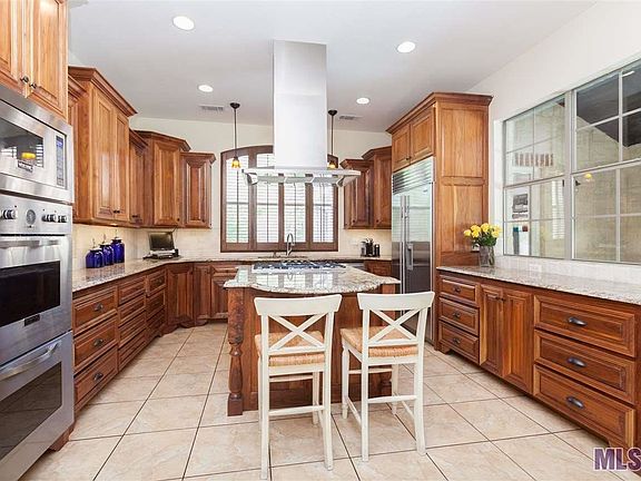 4th image of 16443 White Oak Place Dr