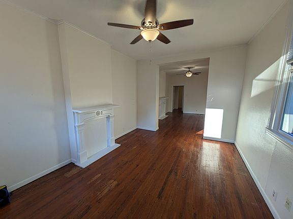 2nd image of 4325 Toulouse St