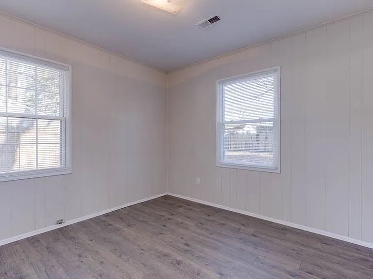 106 Pine Grove Ave — Photo 23