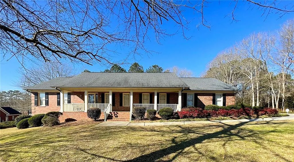 160 Cotton Creek Dr photo 1