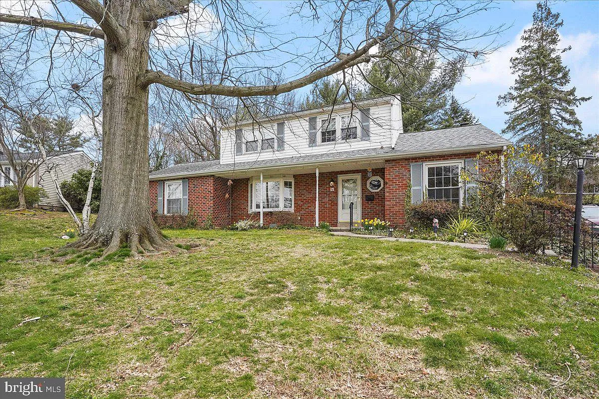 38 Weathervane Rd photo 1