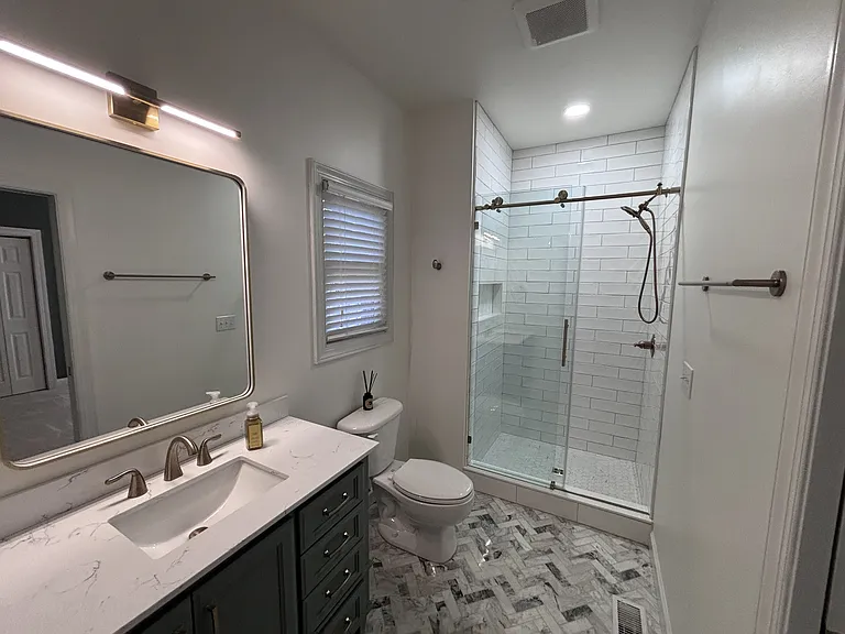 420 Lake Forest Dr SE — Photo 19