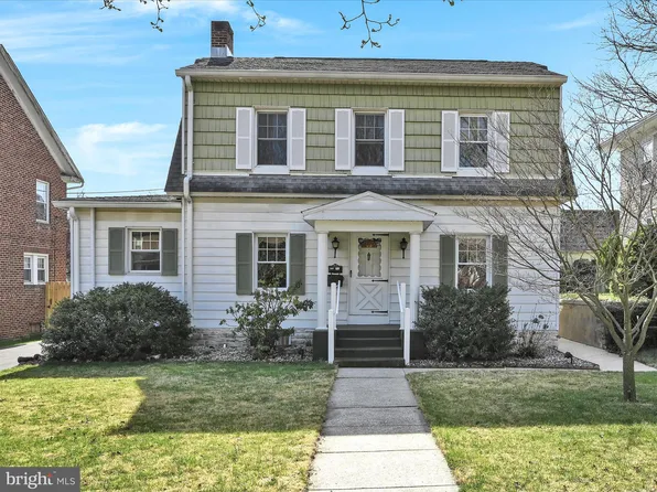 458 W Springettsbury Ave, York, PA 17403