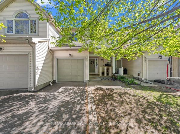 155 Crampton Dr, Carleton Place, ON K7C 4P5