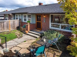 4008 14th Ave S APT B, Seattle, WA 98108
