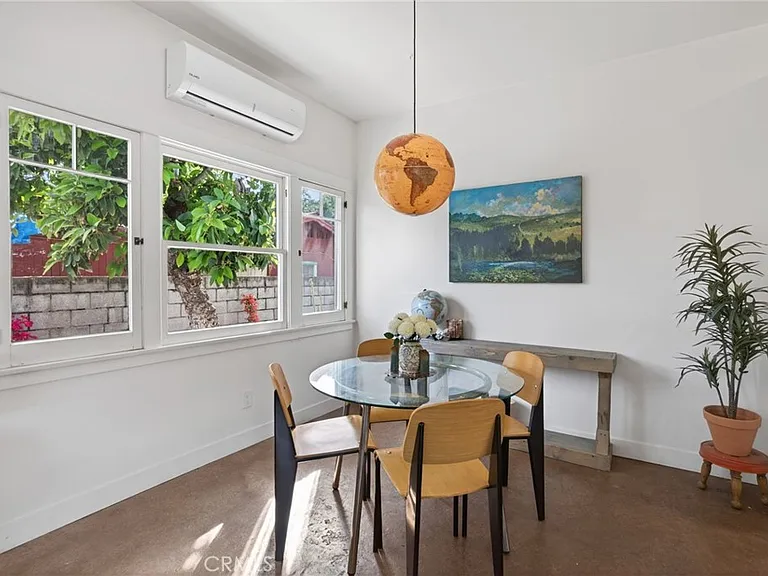 223 N Padre Juan Ave — Photo 13